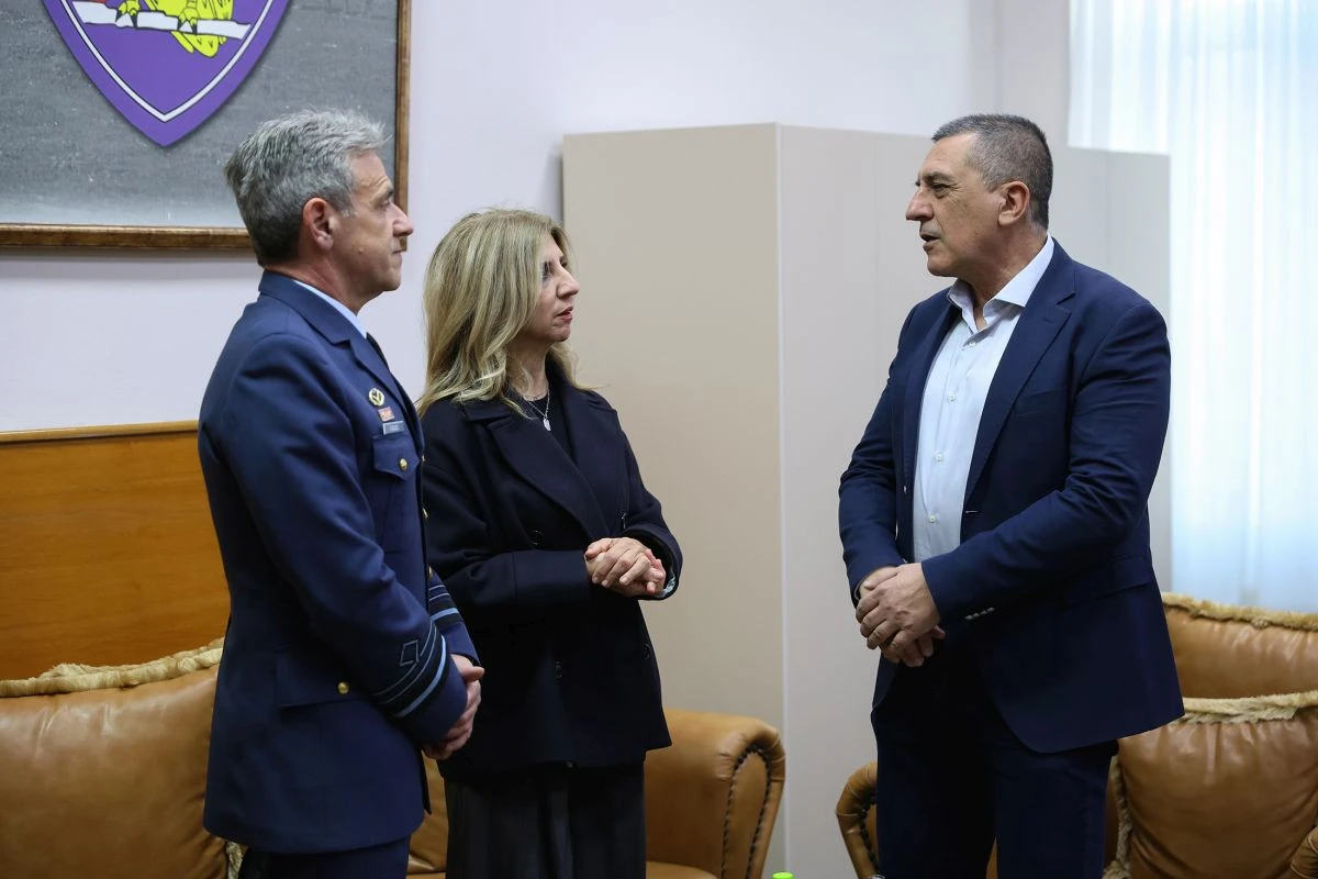 pagkosmio-protathlima-anomalou-dromou-enoplon-dynameon-fevrouarios-martios-trikala-pyli-202600401.jpg?v=0