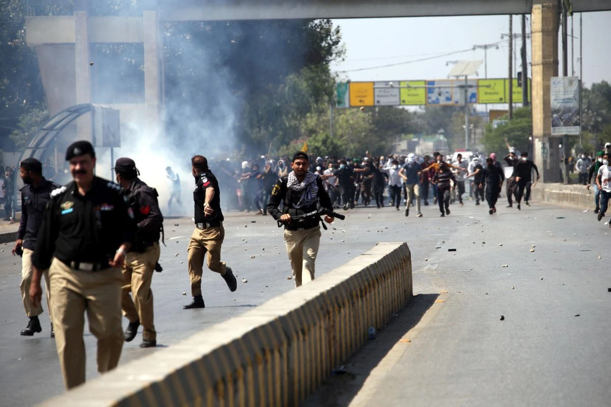 Επεισόδια στο Καράτσι