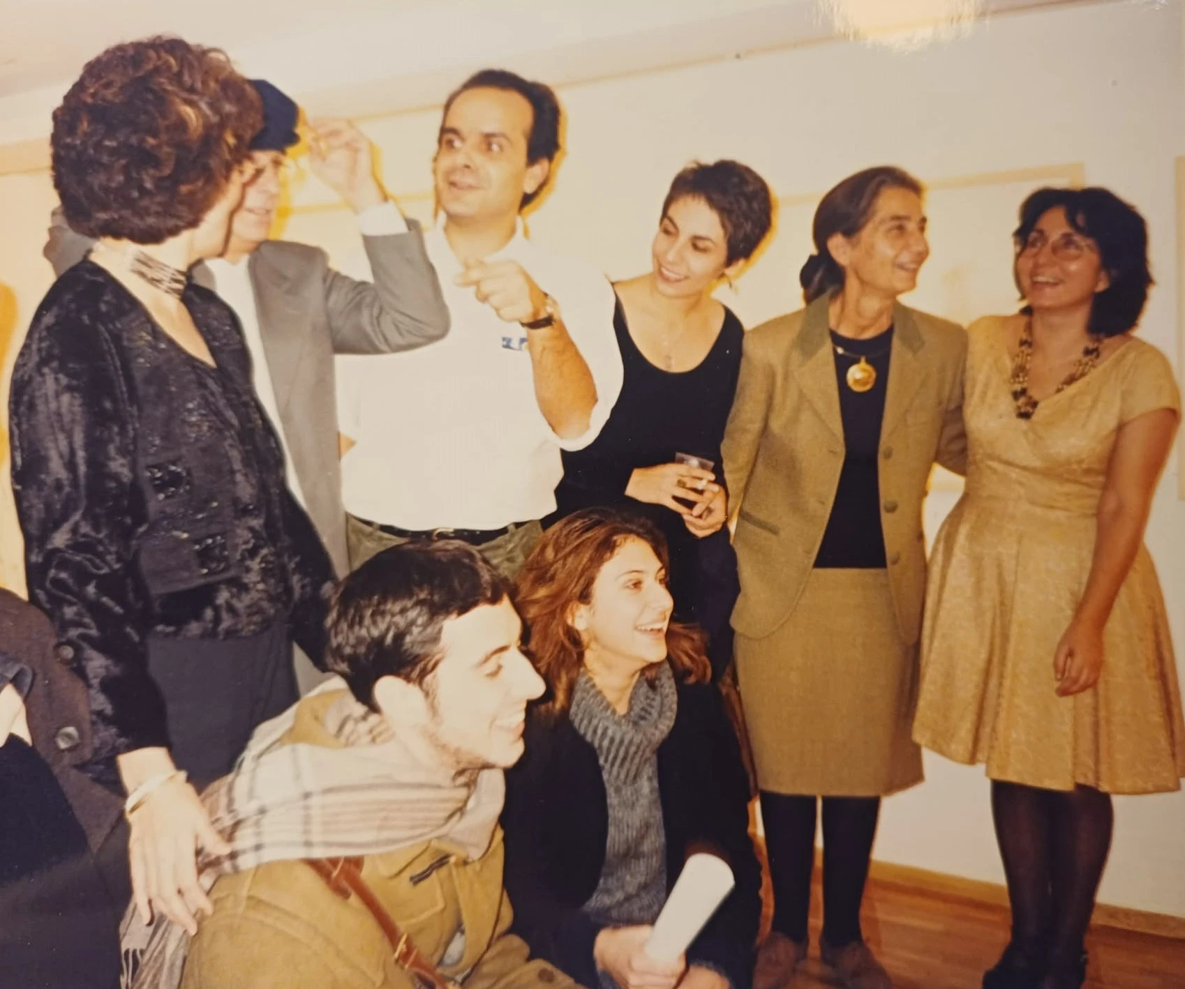 Από τα πανεπιστημιακά χρόνια (διακρίνεται σε πρώτο πλάνο στην κάτω σειρά)