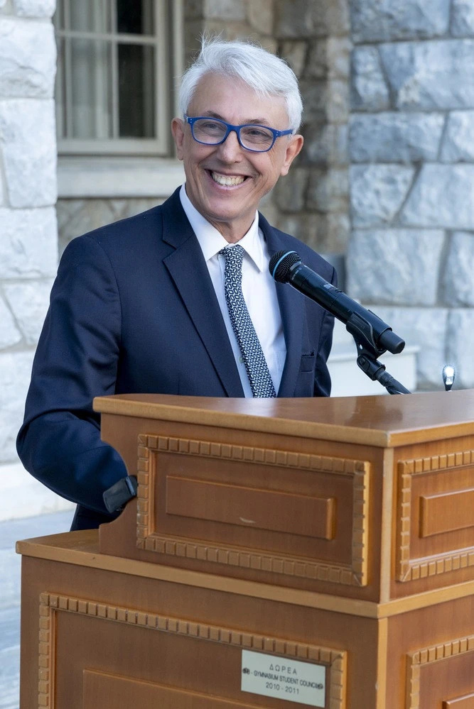 Στην τελετή αποφοίτησης του Anatolia High School, 2025