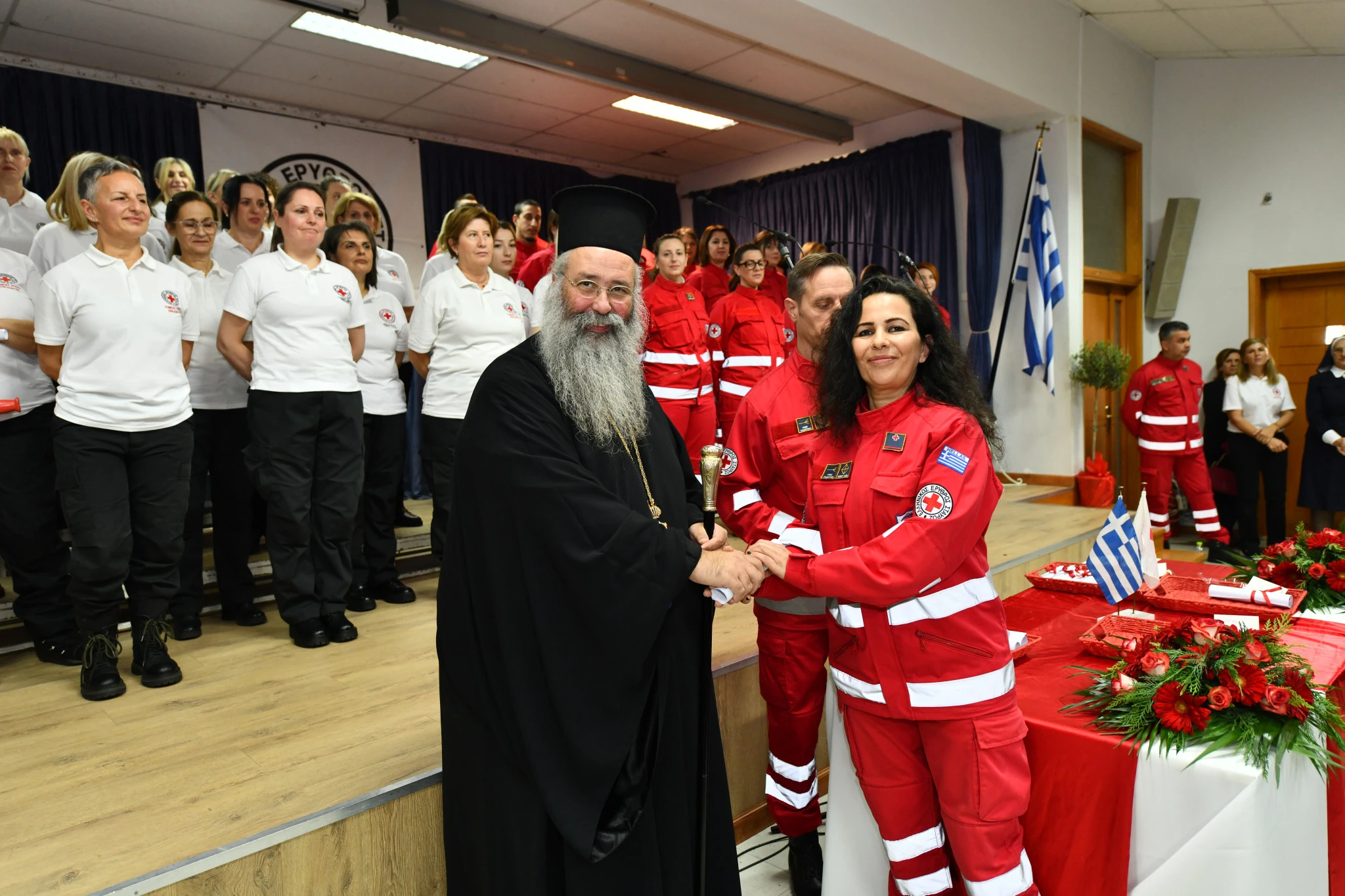 Με την Πρόεδρο του Τοπικού Παραρτήματος του Ελληνικού Ερυθρού Σταυρού