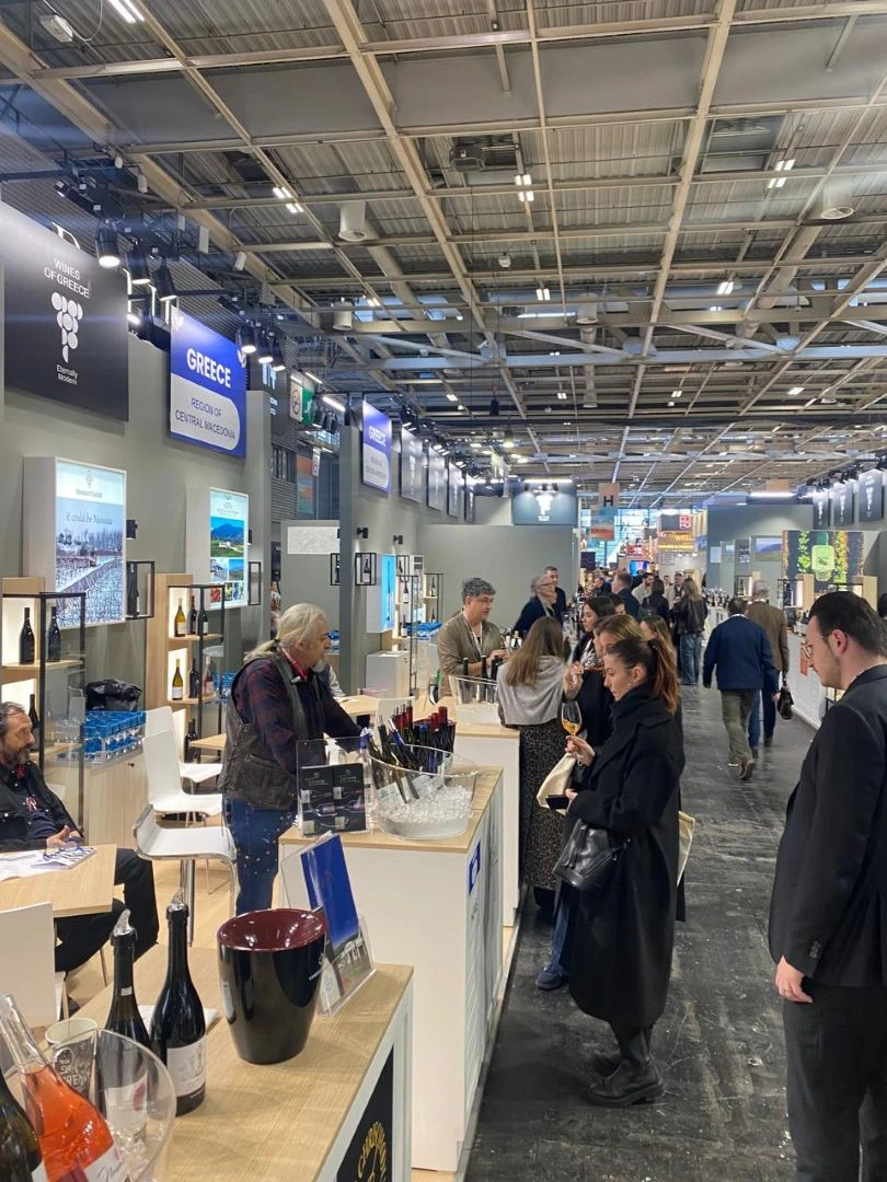 260309-dinamiki-simmetochi-tis-perifereias-kentrikis-makedonias-stin-ekthesi-wine-paris-foto-1.jpg?v=0