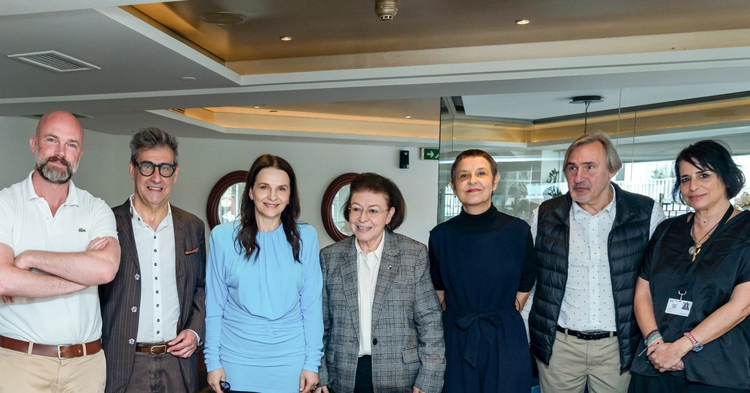 650092603-1425967375658838-7092799626868829464-n.jpg?v=0