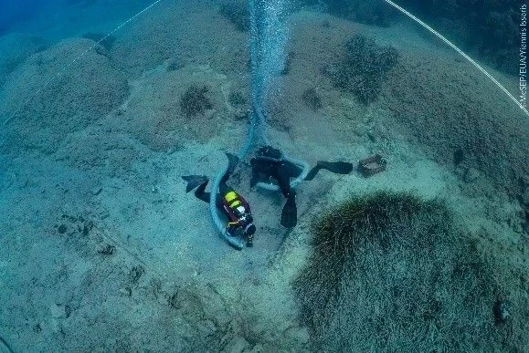 eik-5-anaskafh-ths-tomhs-2-2025-fwt-g-issarhs.webp?v=0