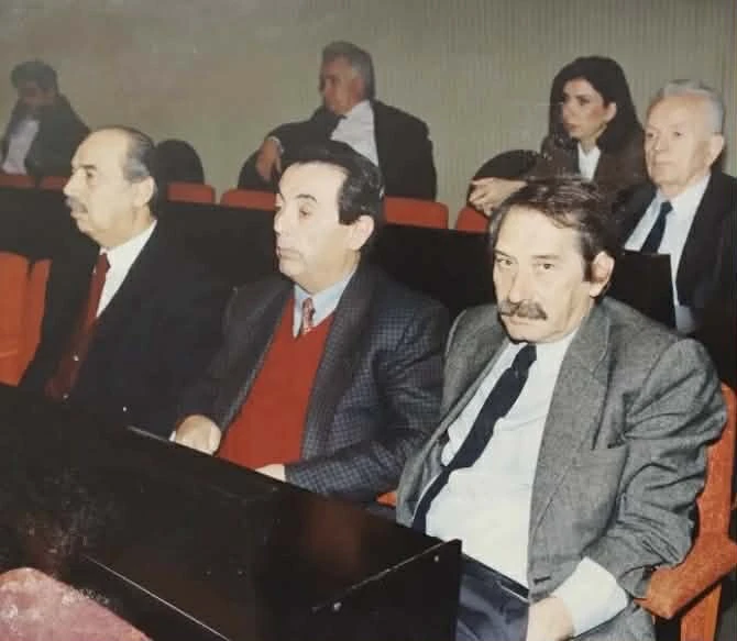 kourtis-peklaris-milarakis.jfif?v=0