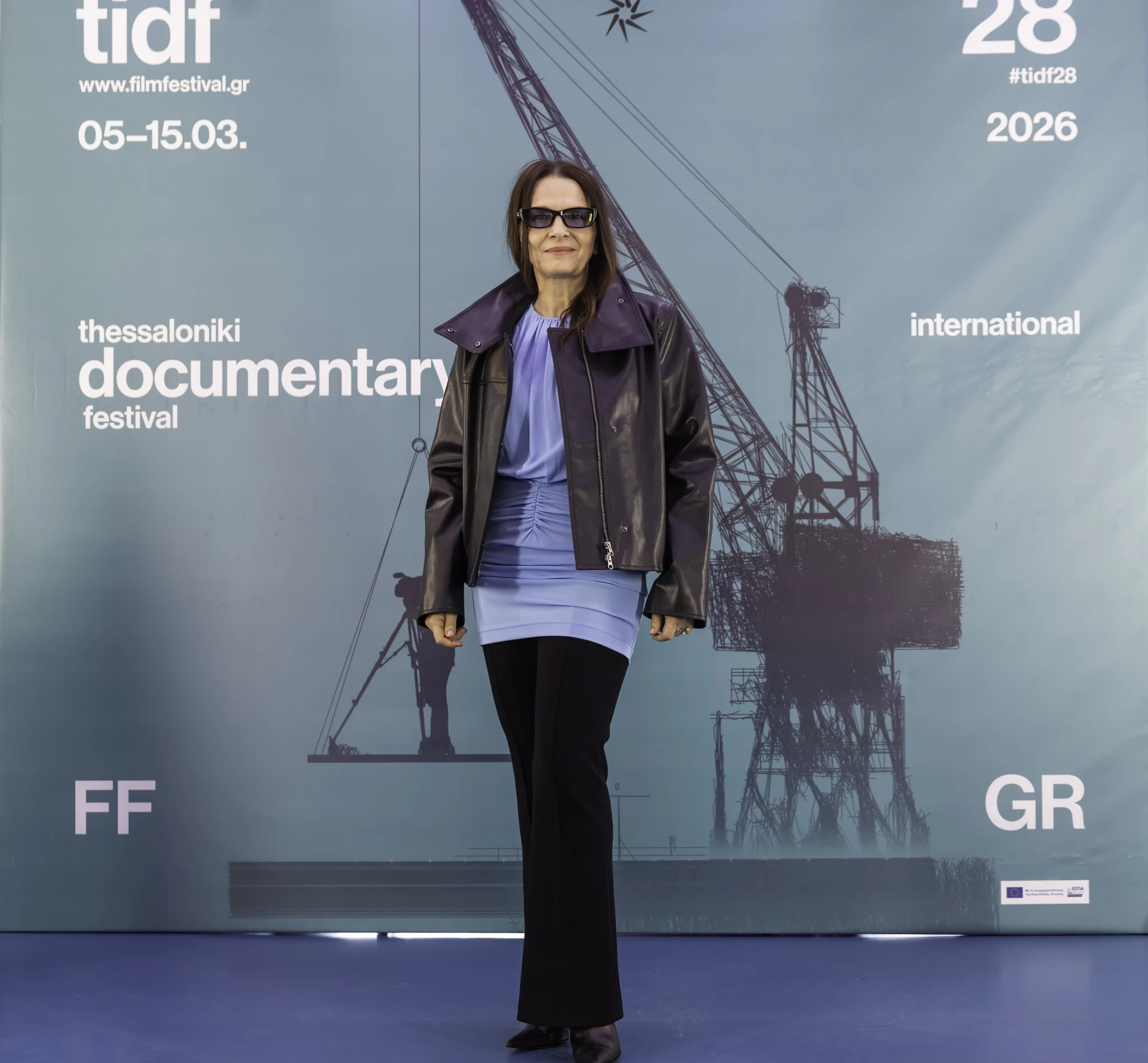 mt-1305467-ziliet-mpinos-mprosta-kai-piso-apo-thn-kamera-to-skhnothetiko-moy-11-03-2026.jpg?v=0