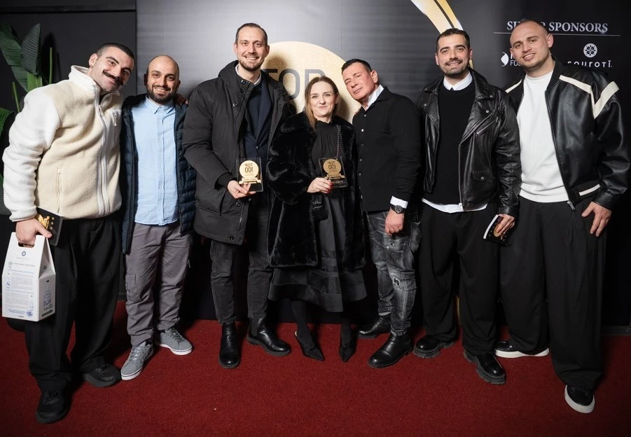 top-100-awards-14.jpg?v=0