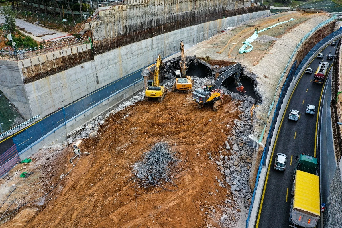 tounel-konstantinoupolitika-4.jpg?v=0