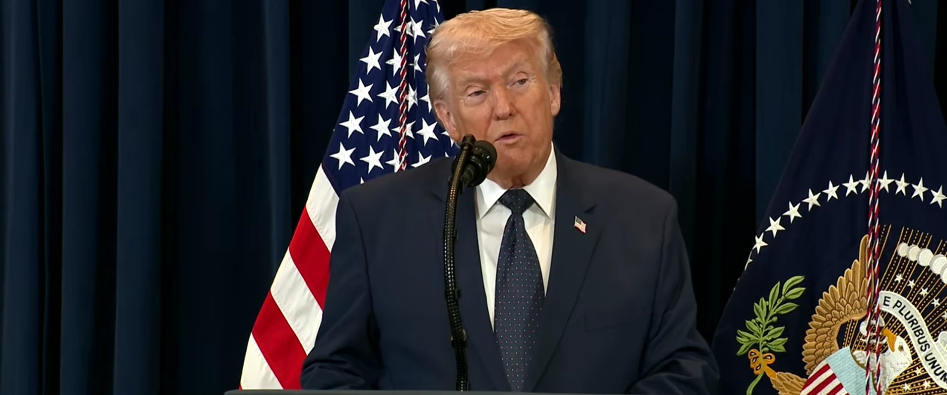 trump-press-conference.png?v=0