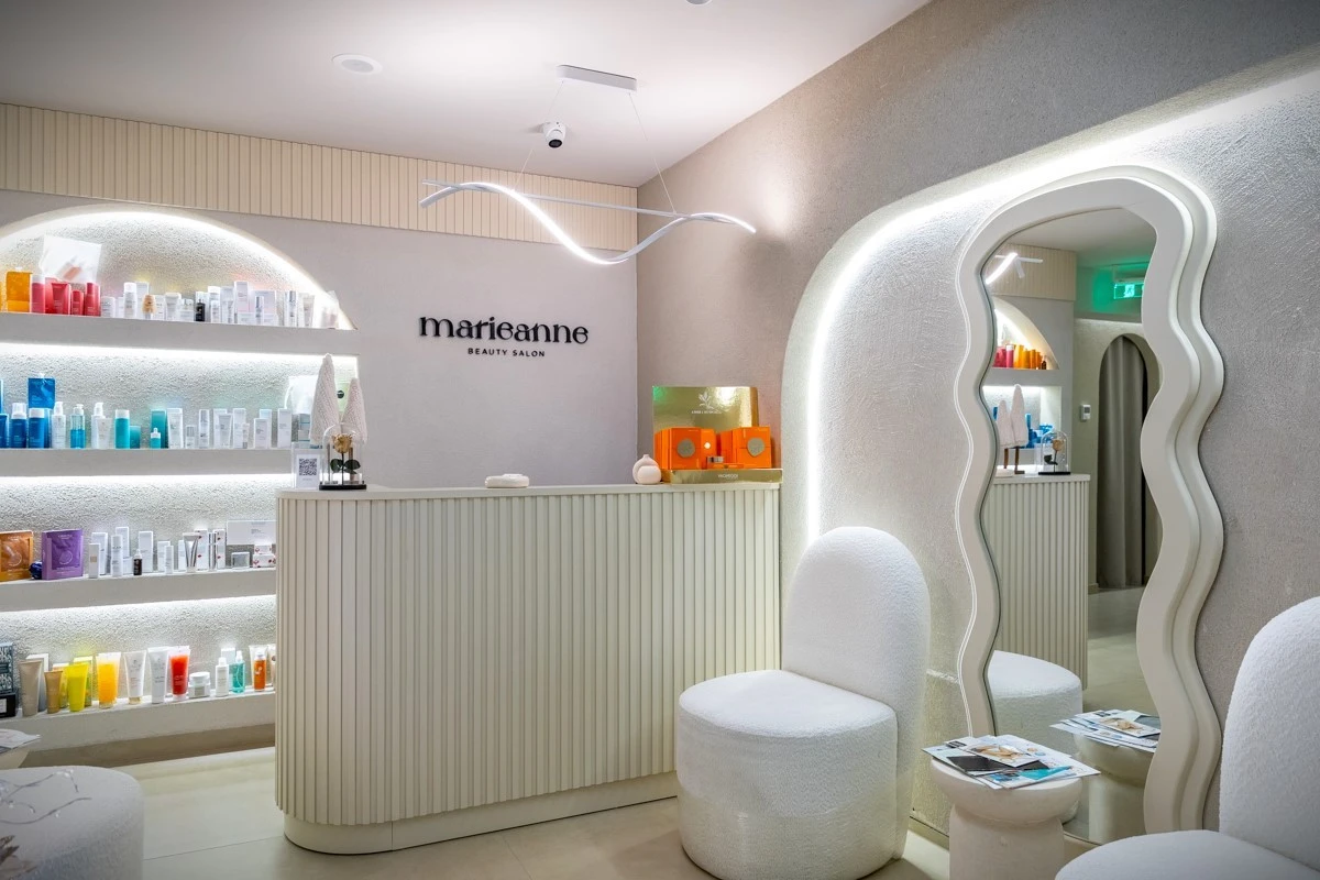 beauty-6-rZHdd.jpg?v=0