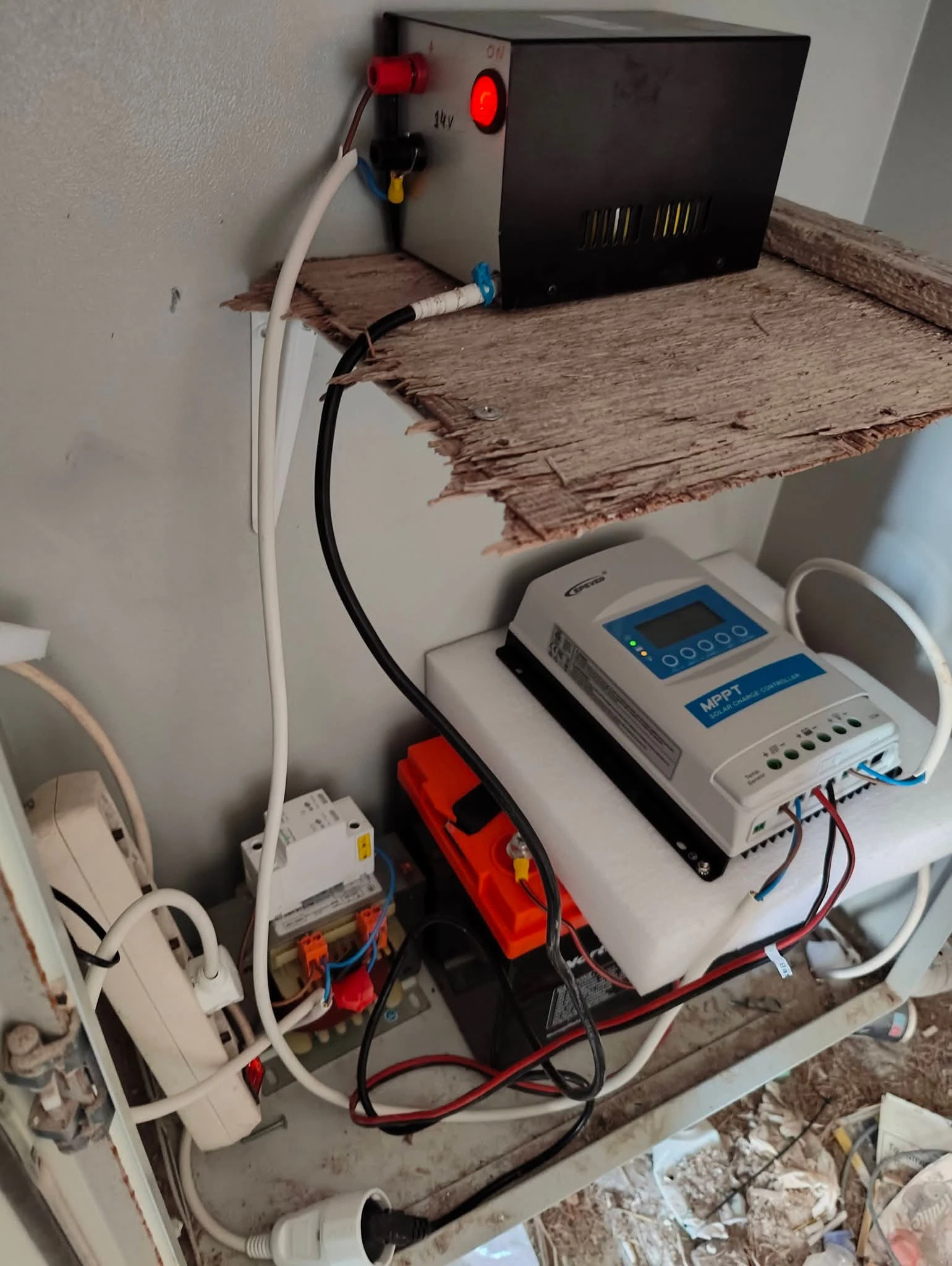 Σύστημα ανίχνευσης σεισμικής δραστηριότητας - Φωτογραφία: Κ. Παπαζάχος