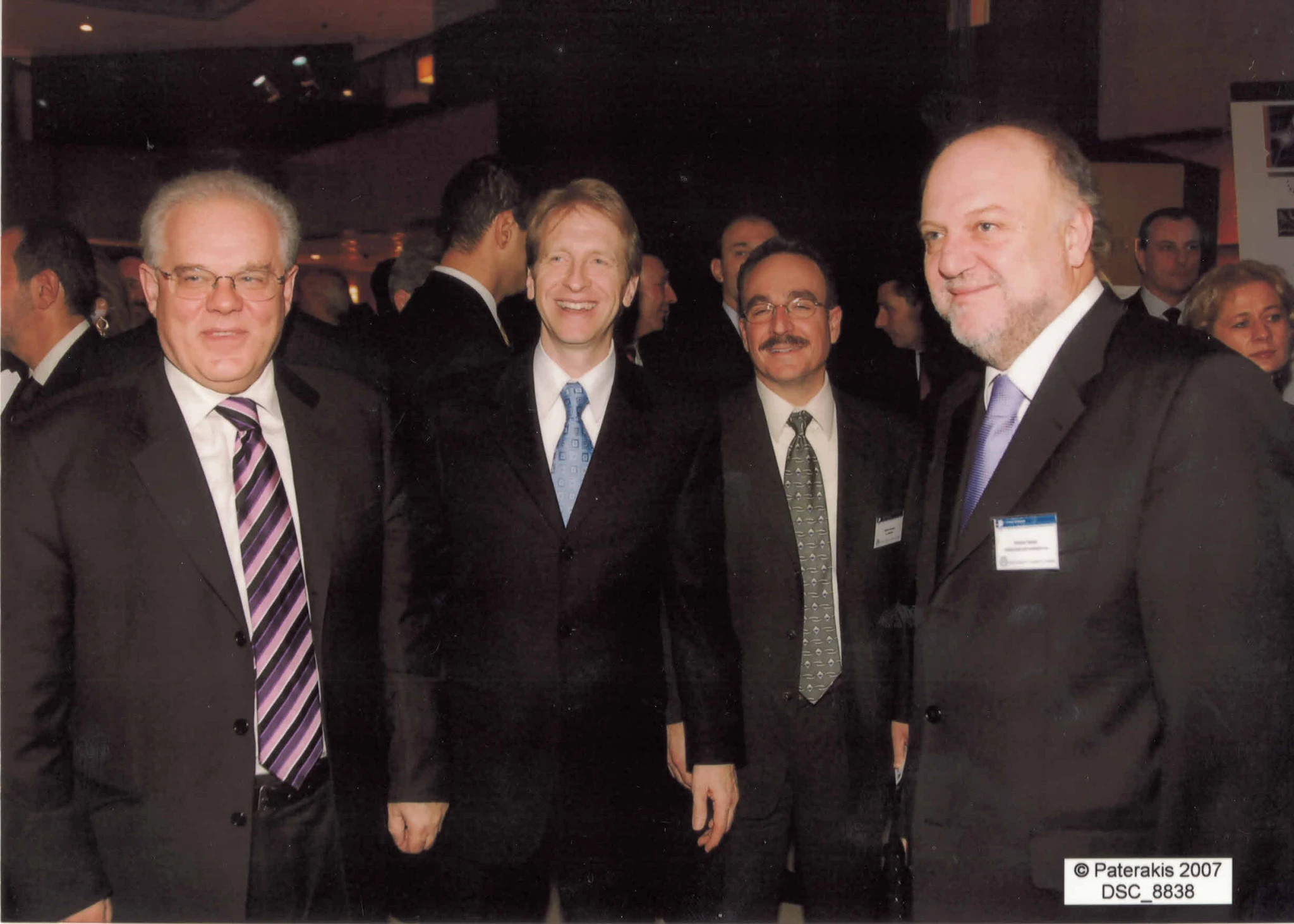 Το 2007 σε δεξίωση του Ελληνο-Αμερικανικού Επιμελητηρίου με τον τότε Γενικό Γραμματέα  Ναυτιλίας Ιωάννη Τζοάνο