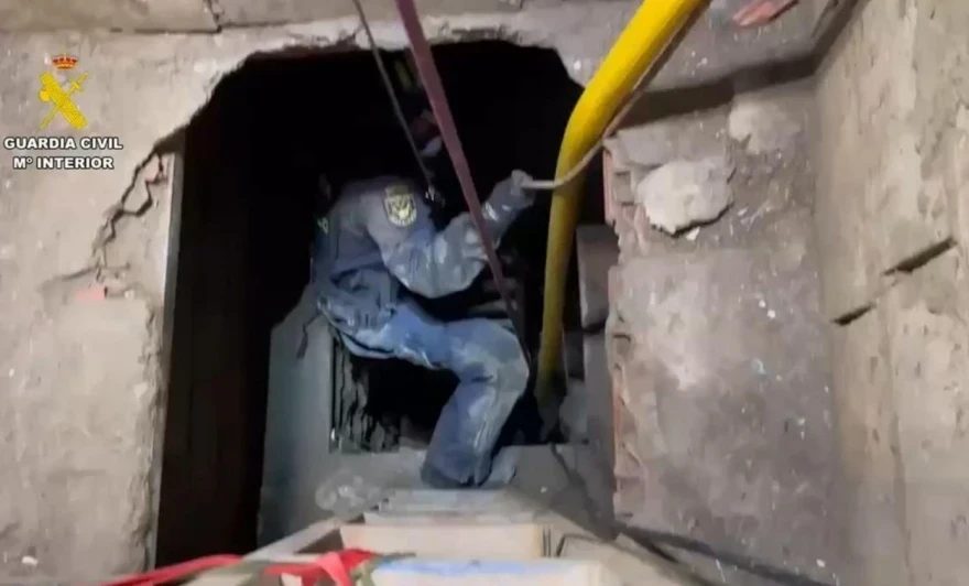 tunnel-ispania-2.webp?v=0