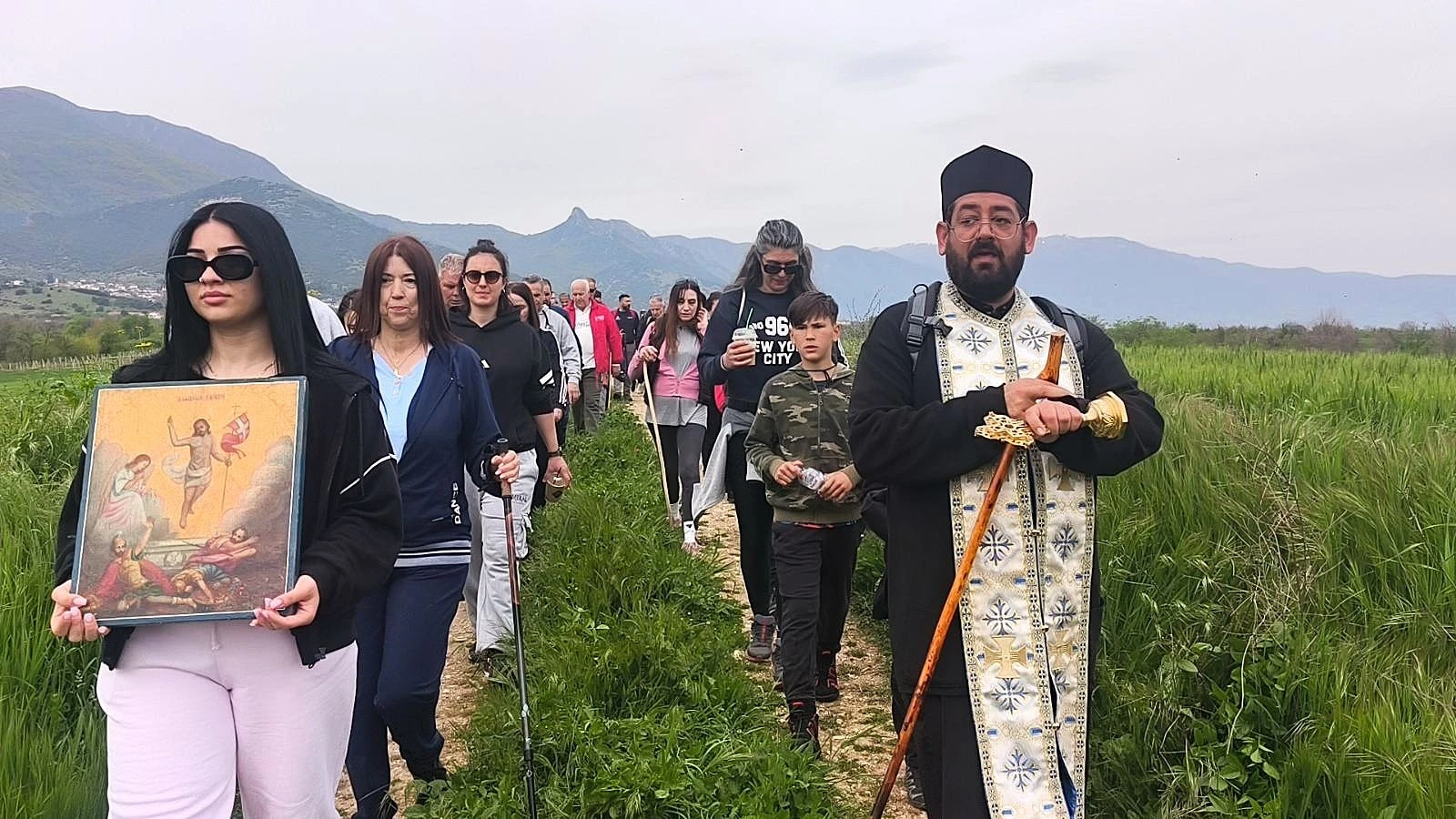 Η λιτανευτική πομπή στην Καλή Βρύση - Πηγή φωτογραφίας: Δημήτρης Σίδος