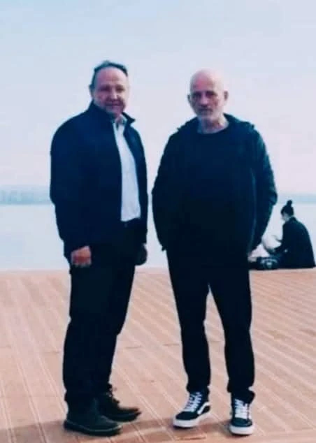 Με τον Στέλιο Αγγελούδη όταν κλείστηκε η συμφωνία για να είναι υποψήφιος δημοτικός σύμβουλος