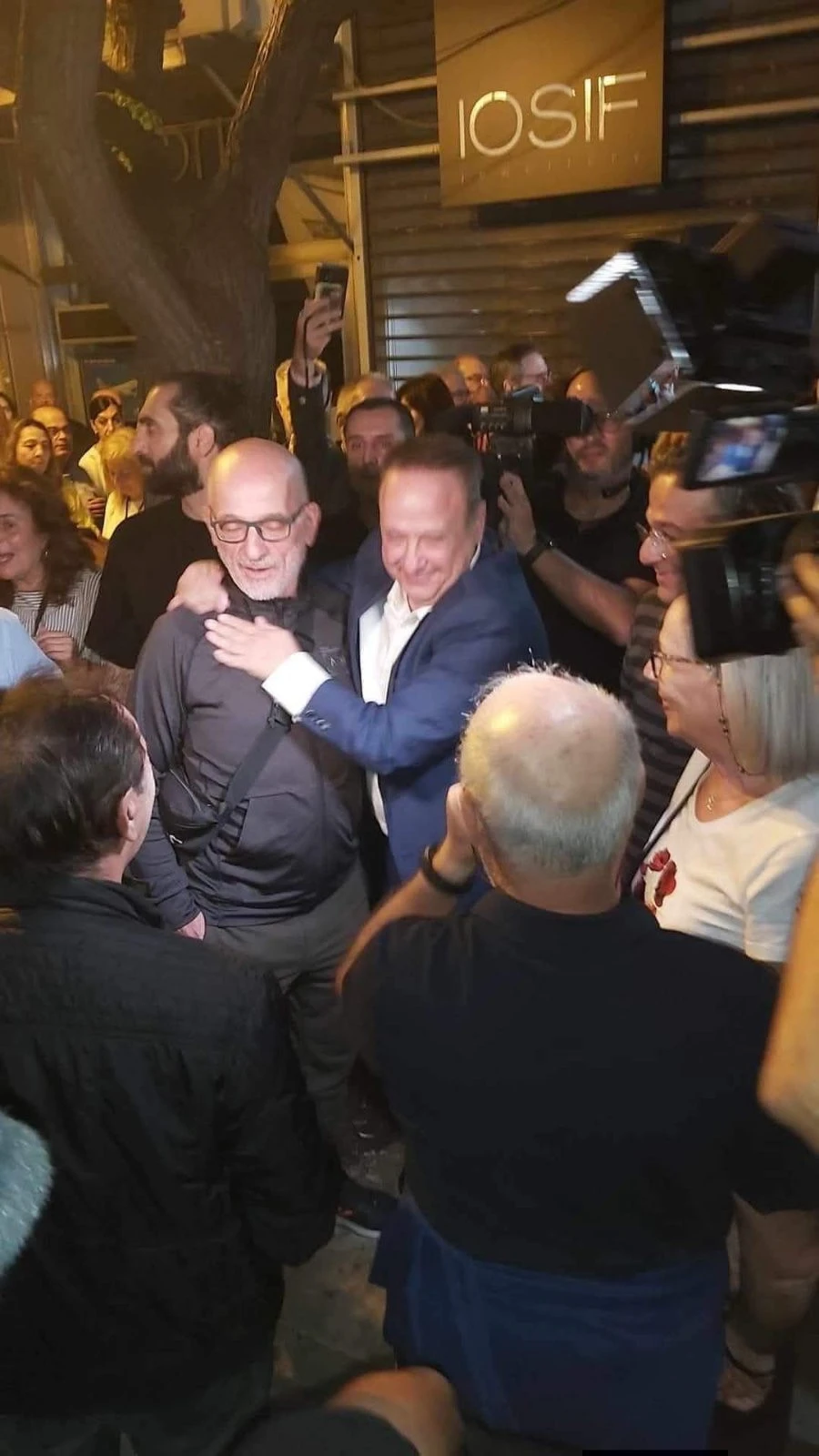 Με τον Στέλιο Αγγελούδη το βράδυ της νίκης του συνδυασμού στις δημοτικές εκλογές