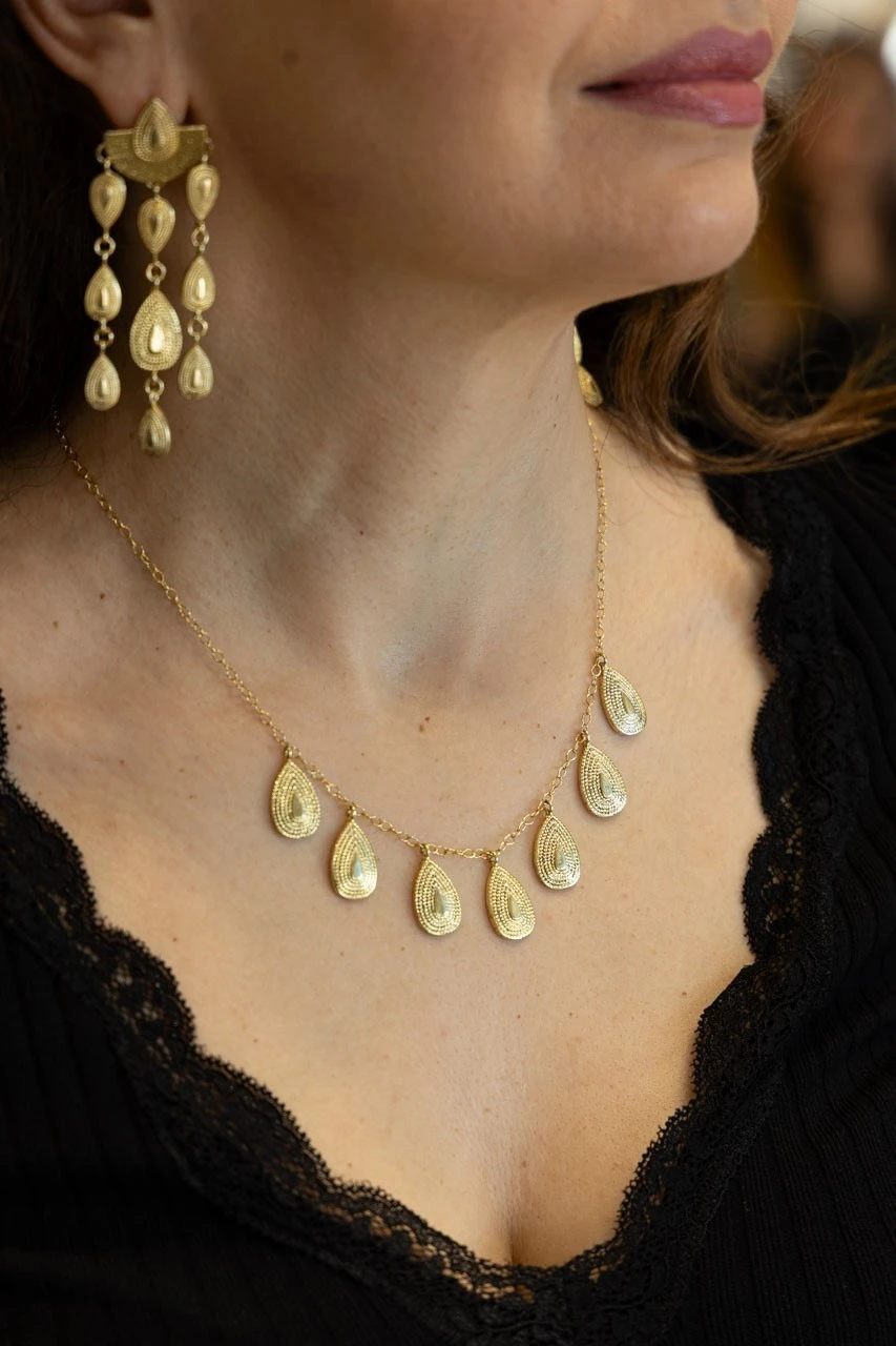 nu-modern-greek-11.jpg?v=0