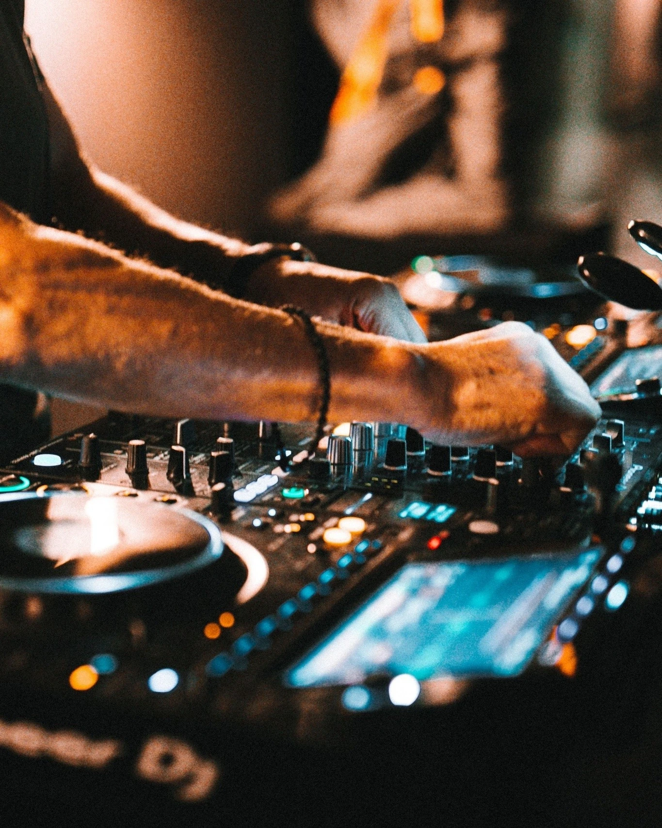 on-rooftop-2026doc-15.jpg?v=0