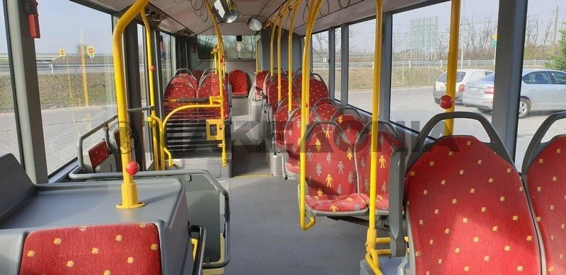 bus10.jpg bus10.jpg