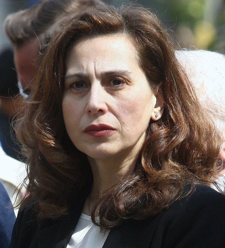 xara-kefalidou.jpg xara-kefalidou.jpg