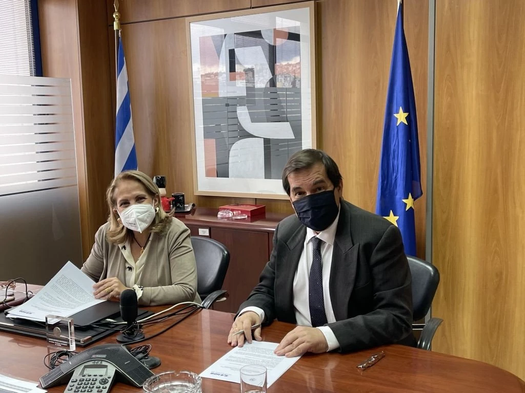 Στιγμιότυπο από την υπογραφή του μνημονίου συνεργασίας