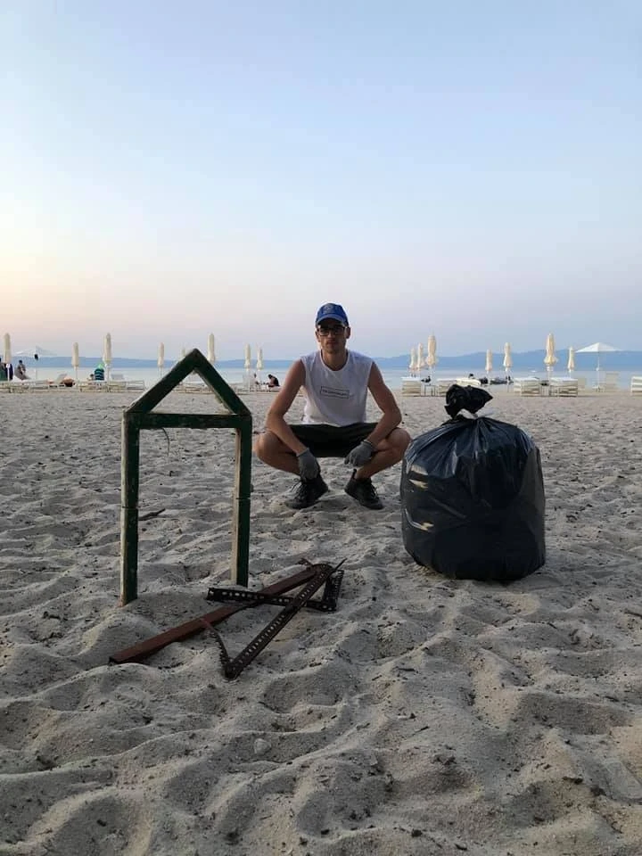 sarti-cleaningans2.jpg sarti-cleaningans2.jpg