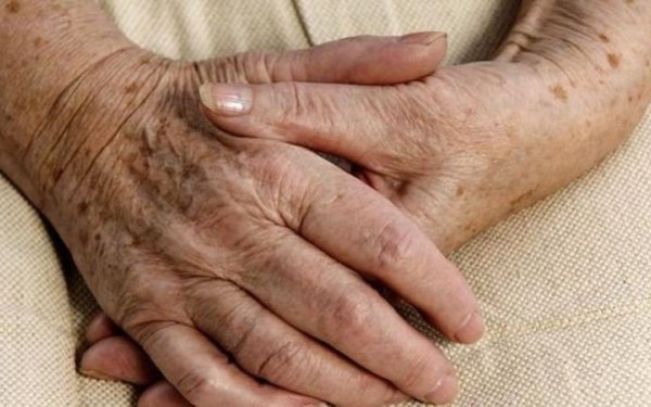 Κρήτη: Ζευγάρι ηλικιωμένων «έφυγε» με λίγες ώρες διαφορά