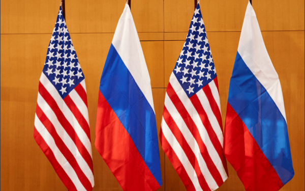 Στην Ουκρανία αξιωματούχοι των ΗΠΑ για ειρηνευτικές συνομιλίες με τη Ρωσία