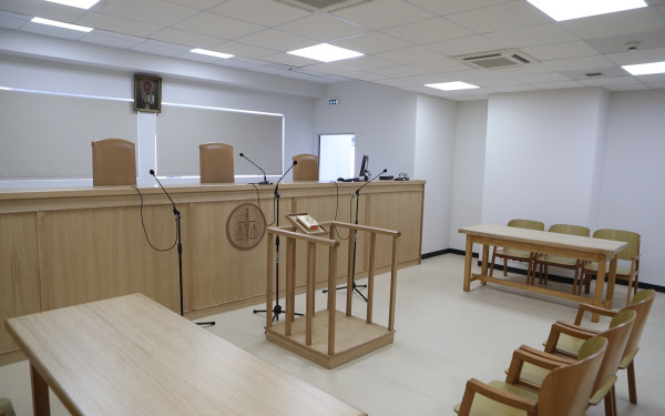 Δίκη για τον Σήφη Βαλυράκη: «Ήρθε πλώρη με πλώρη το αλιευτικό με το φουσκωτό του θύματος - Άκουσα καυγά», κατέθεσε μάρτυρας