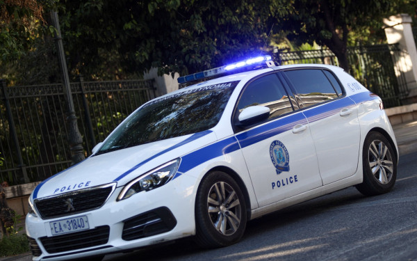 Αττική: 13χρονη κατήγγειλε ανήλικους ότι της έδωσαν χασίς για να την βιάσουν - Κατέληξε λιπόθυμη σε νοσοκομείο