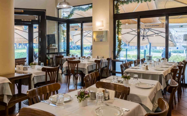 Διαγώνιος 1977: Ένα ιστορικό γευστικό στέκι στο κέντρο της Θεσσαλονίκης