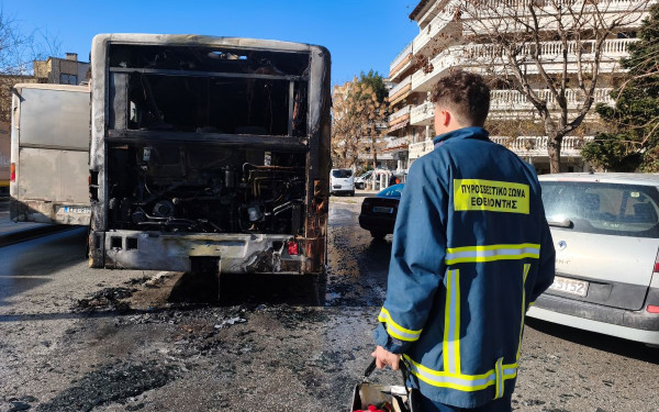 Θεσσαλονίκη: Γιατί αναφλέγονται τα αστικά λεωφορεία; Ποιες οι αιτίες και ποιοι οι υπεύθυνοι;