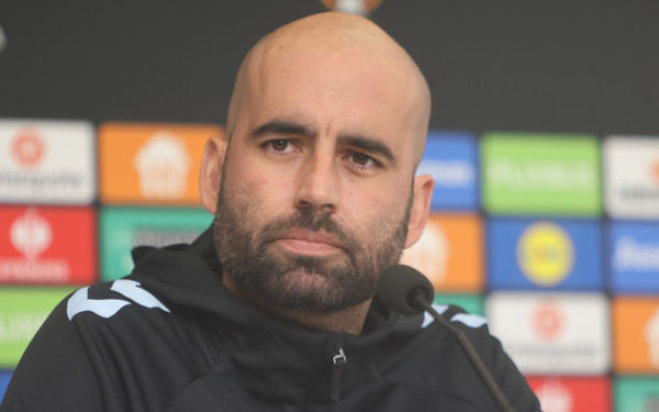 «Επικίνδυνο ότι ο ΠΑΟΚ έχει τόσες πολλές απουσίες»: Όσα είπε ο προπονητής της Θέλτα για το αυριανό (26/2, 22:00) ματς