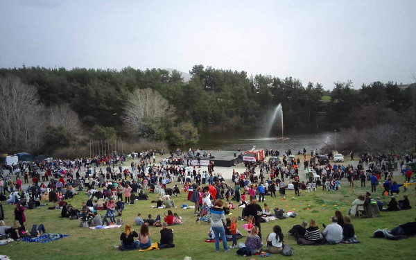 Με λαγάνα, φασολάδα και χαρταετό υποδέχεται η πόλη τη Σαρακοστή