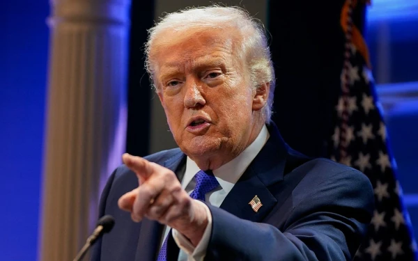 Ντ. Τραμπ: Το Ιράν ζήτησε κατάπαυση του πυρός