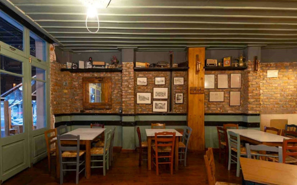 Βέργες Λάγιες: Το στέκι των μερακλήδων της Ελευθερίου Βενιζέλου … μεγάλωσε και σας περιμένει σε έναν φιλόξενο, αναπαλαιωμένο χώρο!