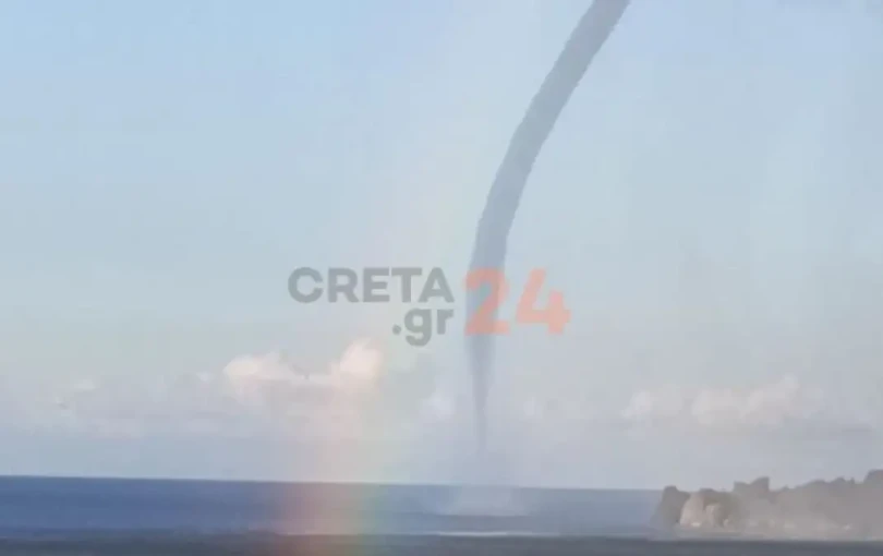 Εντυπωσιακό θέαμα στην Κρήτη: Υδροστρόβιλος και ουράνιο τόξο ταυτόχρονα πάνω από τη θάλασσα - Δείτε βίντεο