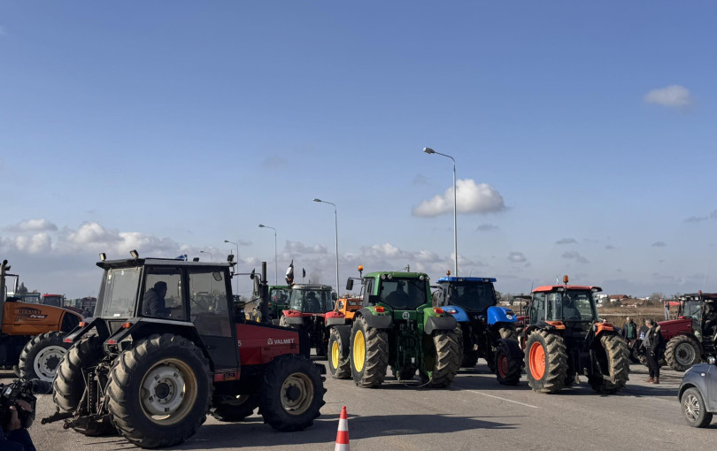 Θεσσαλονίκη: Ξεκίνησε η αποχώρηση των τρακτέρ από το μπλόκο των Μαλγάρων - Ανοιχτό το ενδεχόμενο κινητοποιήσεων στην Agrotica (βίντεο)