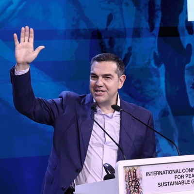 Για ποιους χτυπά η καμπάνα;