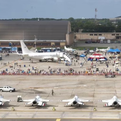 ΗΠΑ: Συναγερμός για πακέτο με λευκή σκόνη σε στρατιωτική βάση στο Μέριλαντ - Πολλά άτομα ασθένησαν, εκκενώθηκε η Joint Base Andrews