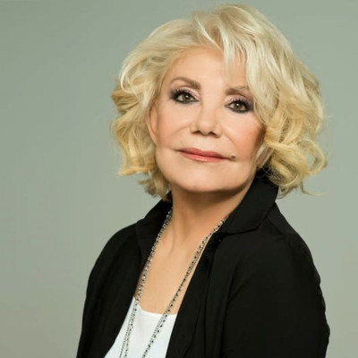 Η ΠΕΔ-ΚΜ αποχαιρετά τη Μαρινέλλα, τη «Μεγάλη Κυρία» του ελληνικού τραγουδιού