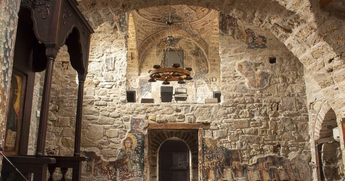 Καστοριά: Στην συντήρηση της μοναδικής ξυλόγλυπτης εικόνας του Αγίου ...