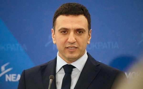 Οργή Κικίλια για την εισβολή του «Ρουβίκωνα» στο γραφείο της Ελ. Γιαμαρέλλου