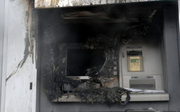 Συναγερμός στον Γέρακα: Έκρηξη σε ΑΤΜ - Δεν κατάφεραν να πάρουν τα χρήματα