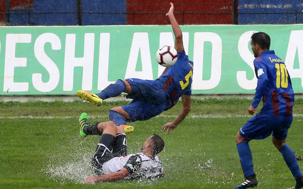 Super League 2: Ο ιδιοκτήτης των Τρικάλων καταγγέλλει σκάνδαλο προς όφελος της Κέρκυρας