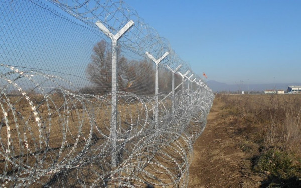 Ξήλωσαν κολώνες στην οριογραμμή Ελλάδος – ΠΓΔΜ