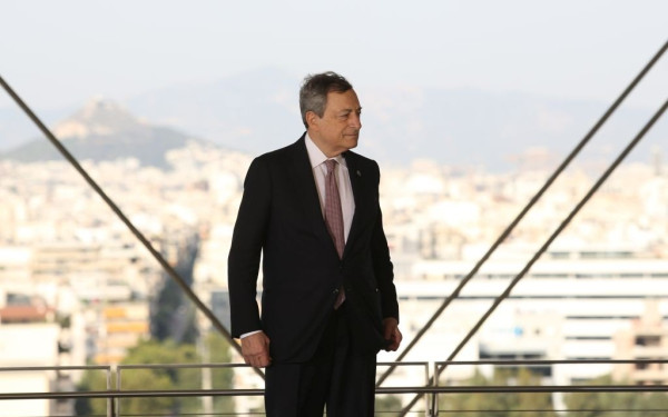 Μ.Ντράγκι: Απαράδεκτη παραβίαση της εθνικής κυριαρχίας της Ουκρανίας από τη Ρωσία