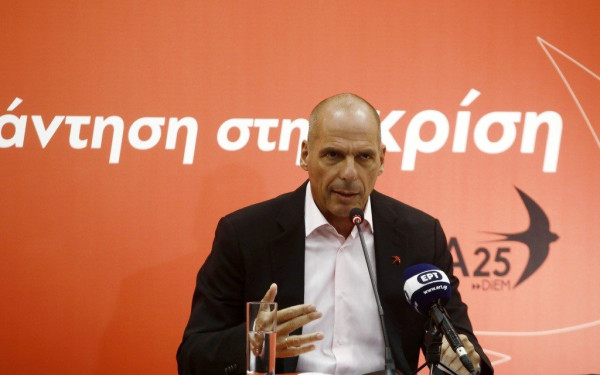 Γ. Βαρουφάκης: Φαρμακερό σχόλιο για τις δηλώσεις Τσίπρα (φωτ.)