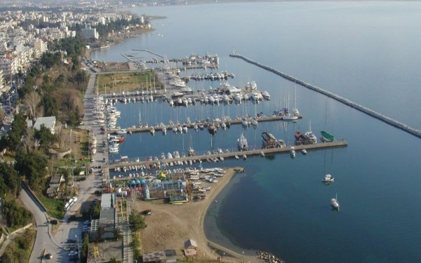  Έξι επενδυτικά σχήματα στη μάχη για την απόκτηση της μαρίνας Αρετσούς στην Καλαμαριά