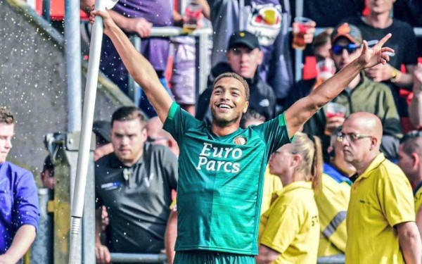 Ολλανδία: Η Φέγενορντ διέσυρε την Αϊντχόφεν μέσα στο σπίτι της (βίντεο)